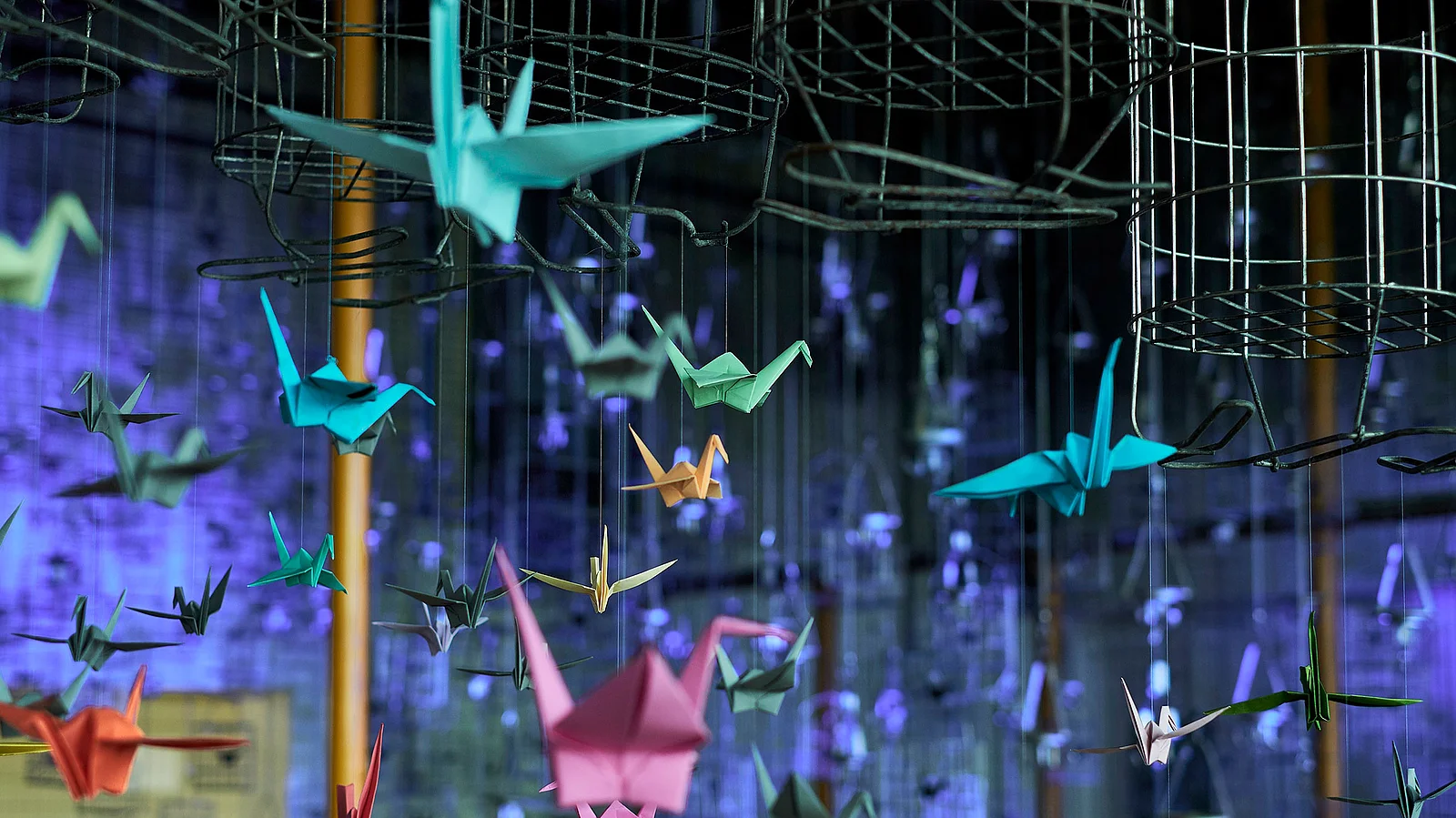 Neue Zeche Westerholt Origami Deckeninstallation