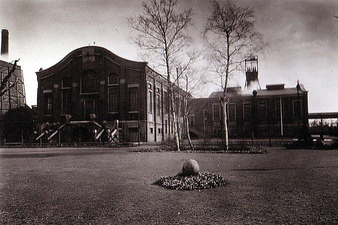 Zentralmaschinenhalle Außenansicht, historische schwarz-weiß Aufnahme